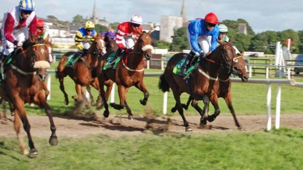 listowel-Races-2017-678x381